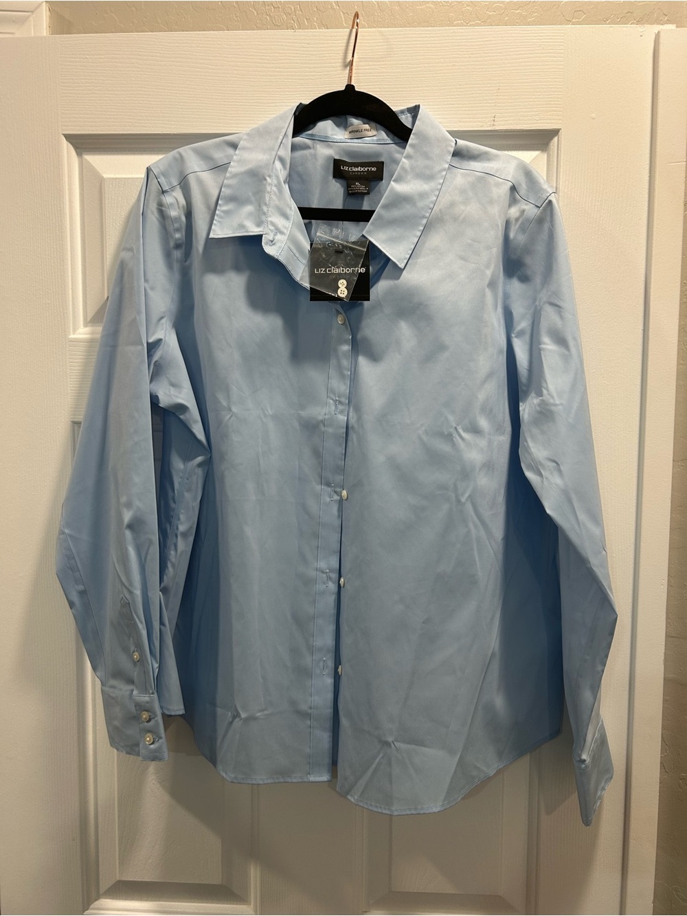 Liz Claiborne Pale Blue Women’s Button-Down Dress Shirt